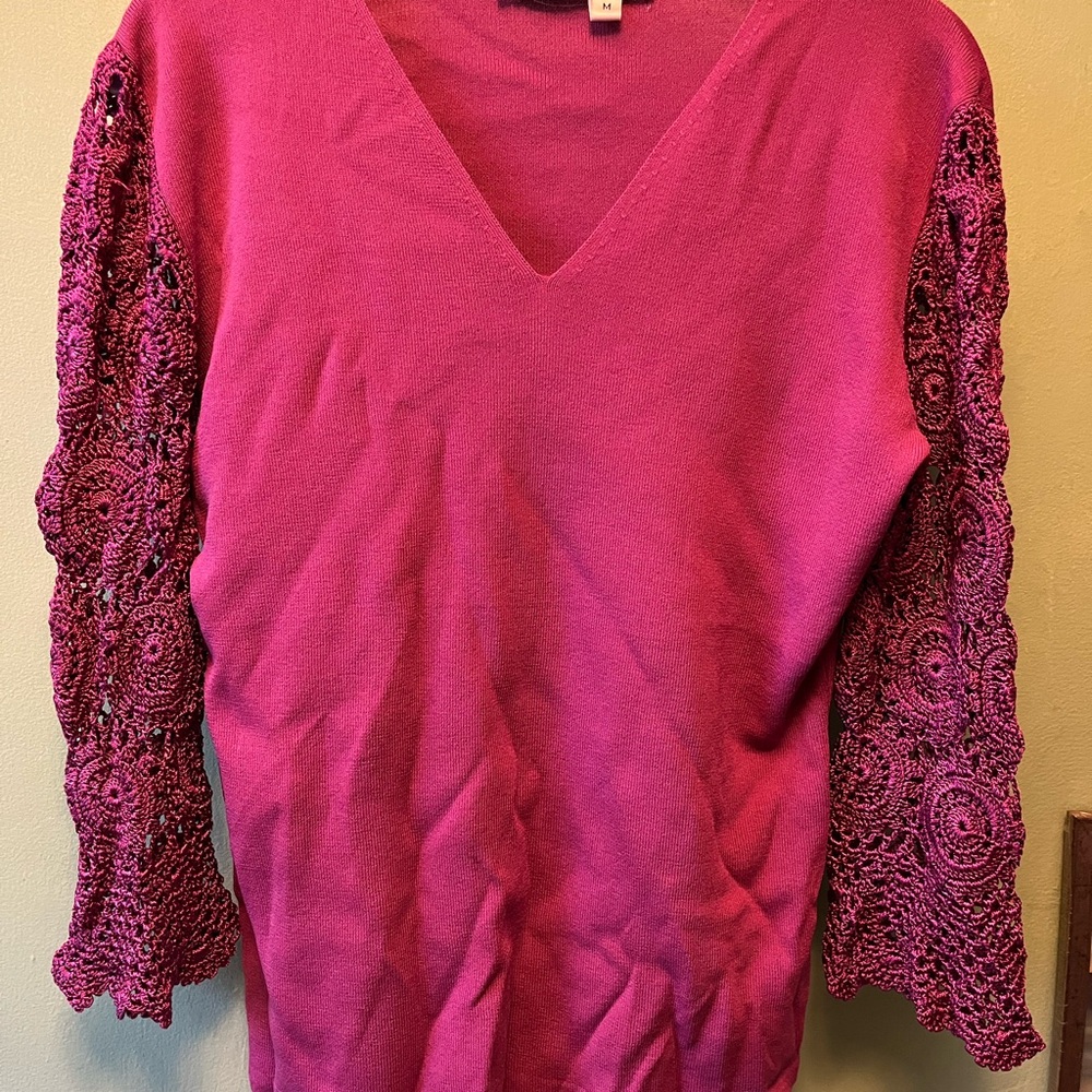 Gorgeous Euro-X Sweater with Crochet Sleeves